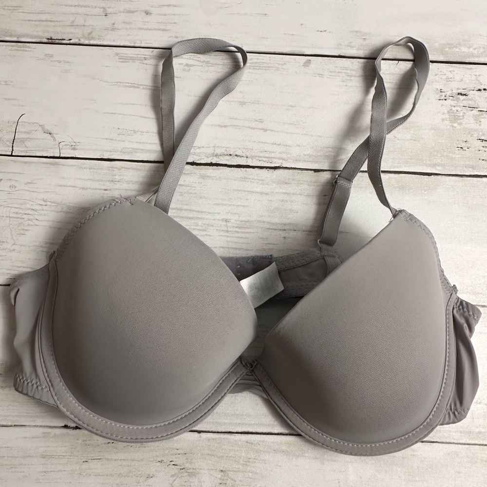 SHEIN Womens Full Figure Gray Satin Bra Style # 75C Underwire Size 38C‎